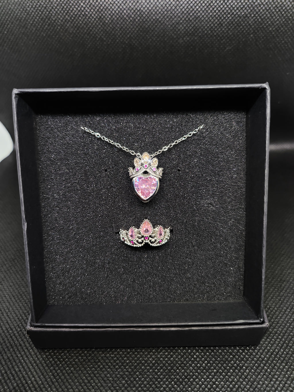 Tiara of Triumph👑🩷✨(Necklace + Ring)