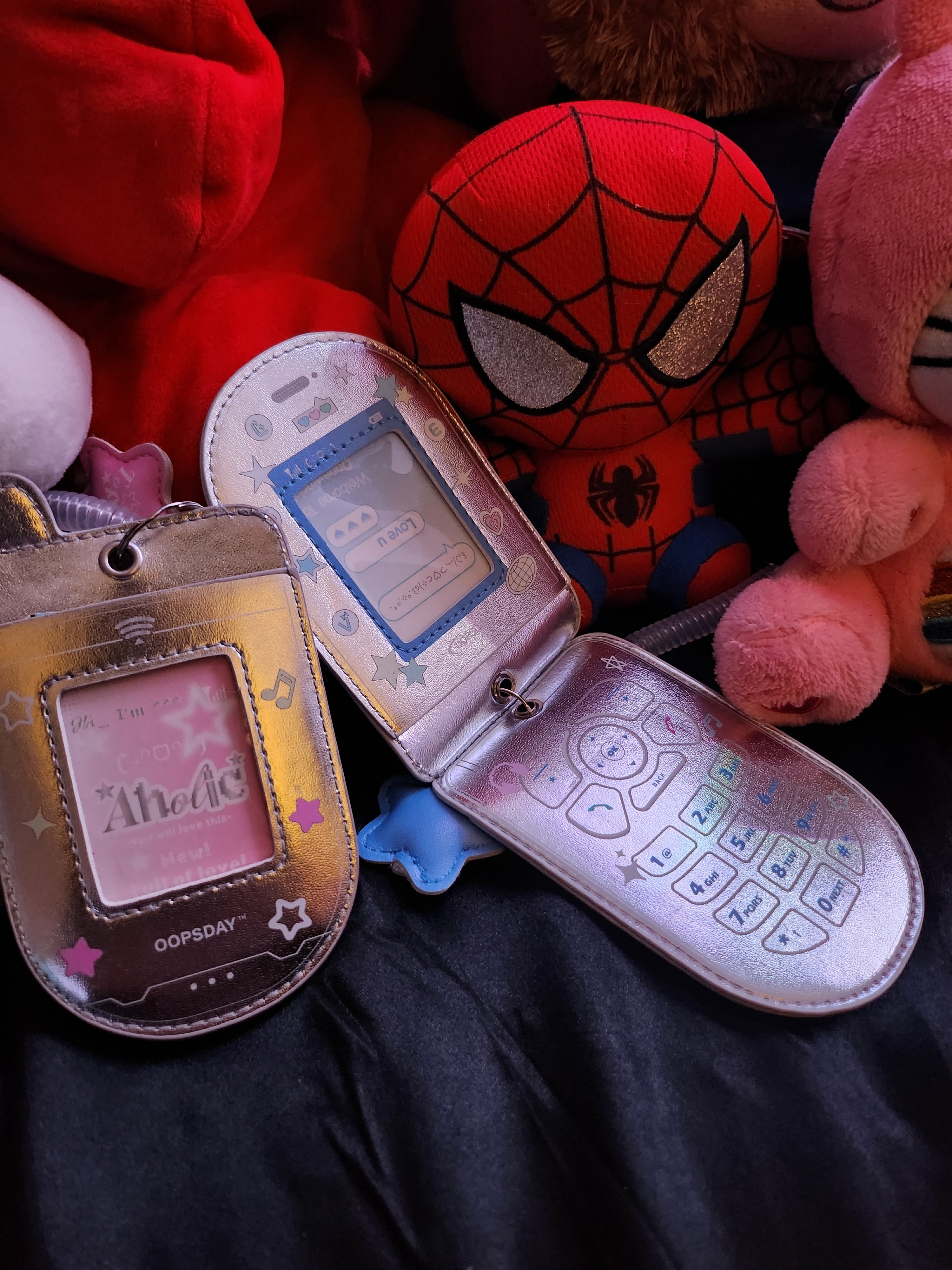 Y2K Flip-Phone Pouch Keychain✨️🤳